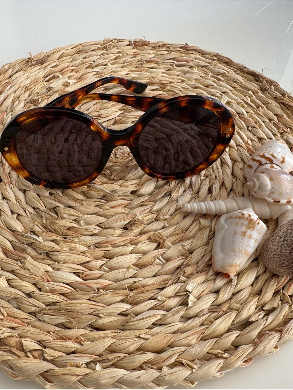 Gucci Tortoiseshell Oval Sunglasses with Dark Brown Lenses